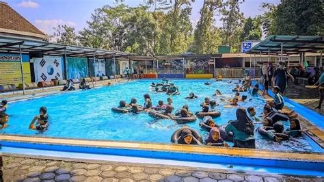 6 Rekomendasi Kolam Renang Di Kediri Yang Cocok Buat Refreshing Panas