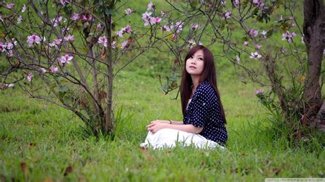 Wallpaper Women Grass Asian Dress Green Spring Autumn Flower