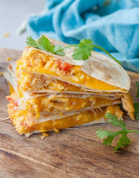 Easy Breakfast Quesadilla Recipe Everyday Delicious