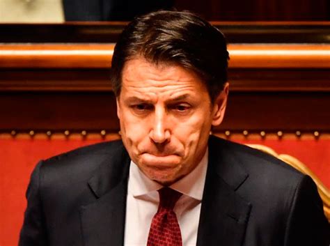 Giuseppe Conte Renuncia A Su Cargo De Primer Ministro De Italia