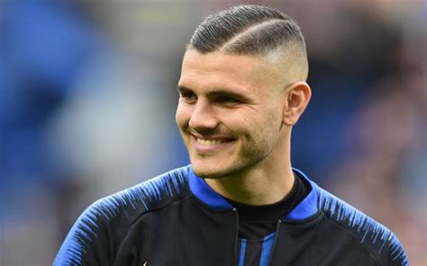 Controversial Inter Milan Striker Mauro Icardi Poses Naked For A