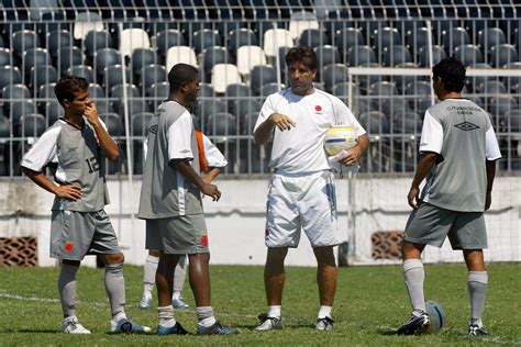 Novo Alvo Do Vasco Renato Ga Cho J Teve Duas Passagens No Comando