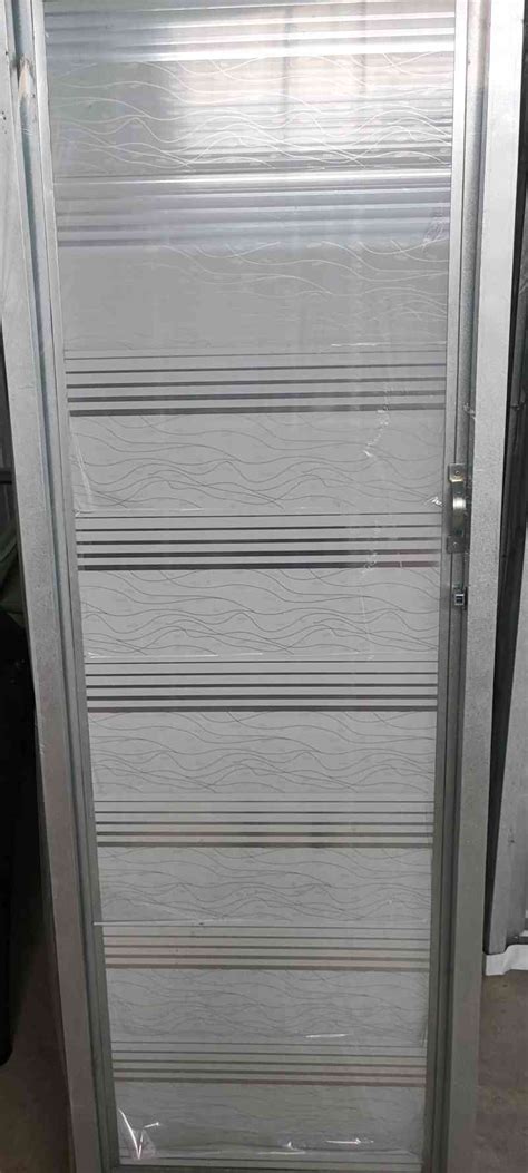 Promo Pintu Kamar Mandi Pvc Motif Hologram Garis Silver Galvalum Diskon