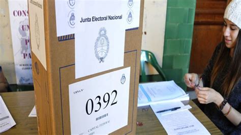 Legislativas 2013 Cerraron Los Comicios Y A Las 21 Se Conocerán Los Primeros Resultados Oficiales