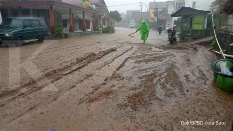 Peringatan Dini Cuaca Besok 9 2 Hujan Lebat Waspada Bencana Di