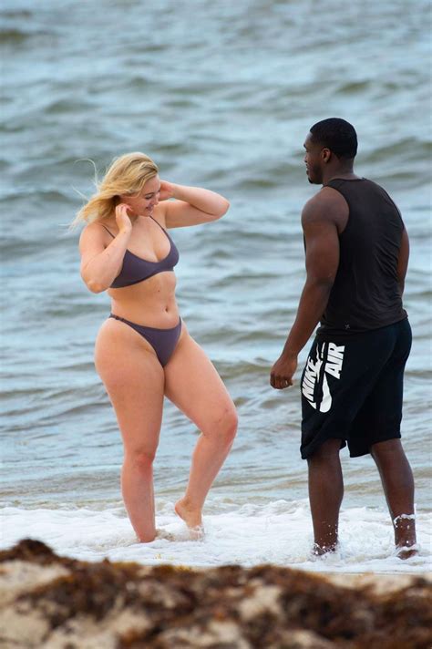 Iskra Lawrence In Bikini 2019 01 GotCeleb