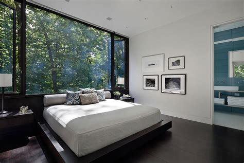 Contemporary Bedrooms With A Beautiful Outdoor View From Glass