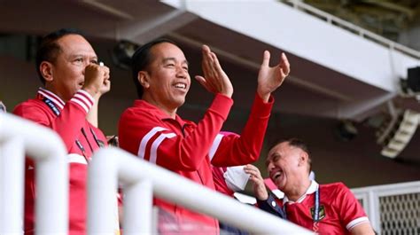 Laga Timnas Indonesia Vs Kamboja Dihadiri Presiden Joko Widodo Shin