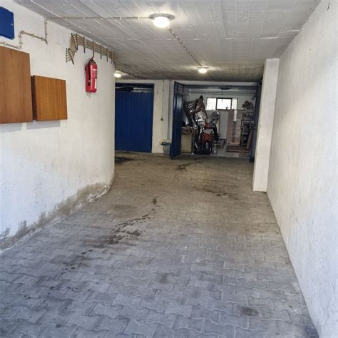 Garagem Box Janela Almada Cova Da Piedade Pragal E Cacilhas Olx