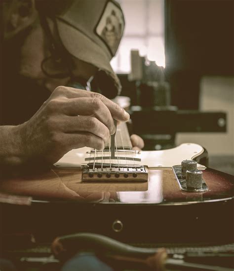 Guitar Maintenance Course