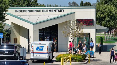 Independence Elementary School, Rankings & Reviews - Homes.com