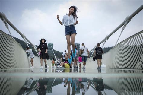 Philippines Report World’s Tallest And Longest Glass Bottom Bridge In China Closes Temporarily