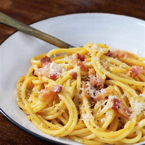 Bucatini Alla Carbonara Authentic Recipe Nunc Est Coquendum