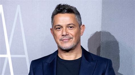 Alejandro Sanz actualiza su estado de salud Lucho cada día