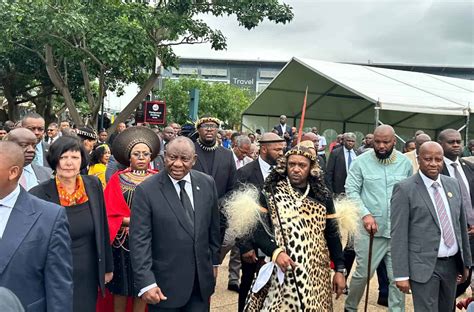 IN PICS King Misuzulu Unveils Statue Of The Late King Shaka Zulu