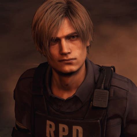 Pin By Abbi On Cool Stoof Leon Scott Kennedy Resident Evil Leon