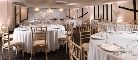 Planning Your Wedding In The Surrey Daniel Lay Event Services