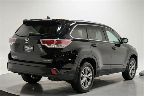 Pre Owned Toyota Highlander Xle Awd V Awd Sport Utility