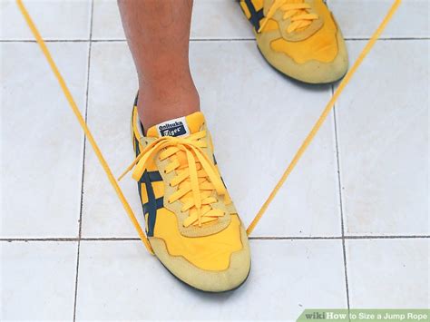 4 Ways to Size a Jump Rope - wikiHow