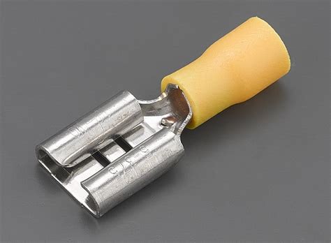 Electrical Cord End Insulated Female Disconnector Crimping Plug In