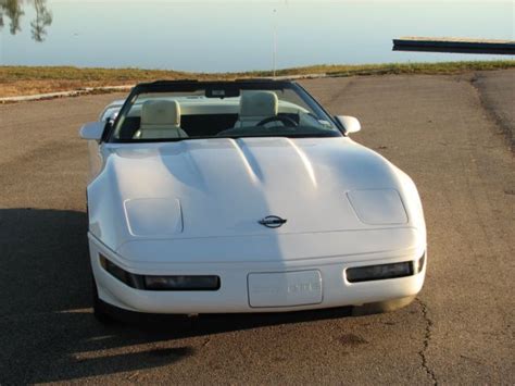 1993 Rare Triple White Corvette Convertible Classic Chevrolet