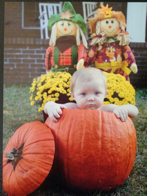 Baby Pumpkin Photo Idea Pumpkin Photos Baby In Pumpkin Pumpkin