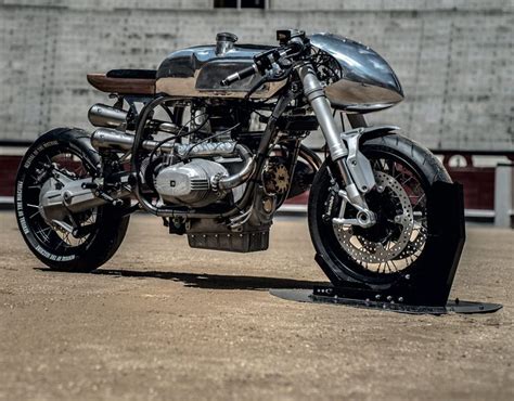Revival Of The Machine Bmw R100rs Bmw Cafe Racer Motos Geniales