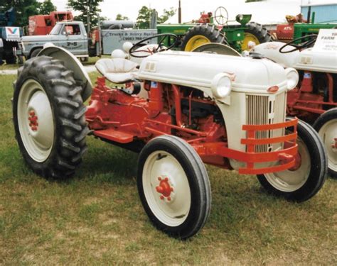 Bill Vance: Ford’s N-series tractor changed farming - Victoria Times ...