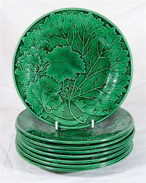 Set Of Eight Antique Green Majolica Dishes Majolica Majolica Pottery