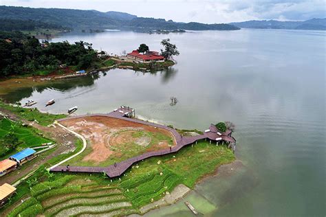 Waduk Jatigede Sejarah Lokasi Jam Buka Harga Tiket 2025