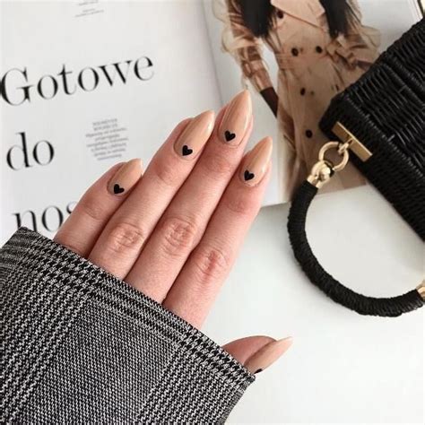 31 Diseños De Uñas En Tendencia Y Súper Elegantes 2019 Heart Nail