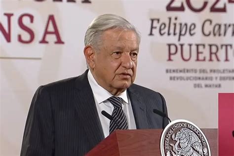 AMLO anuncia aumento salarial del 10 a maestros de México xeu