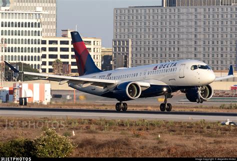 N Du Airbus A Delta Air Lines Alejandro Hndez Jetphotos