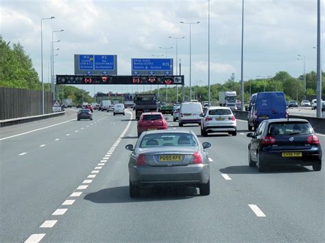 M25 Anti Clockwise Thorpe Interchange © David Dixon Geograph