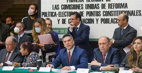 Comisiones de San Lázaro entregan dictamen de reforma electoral de AMLO