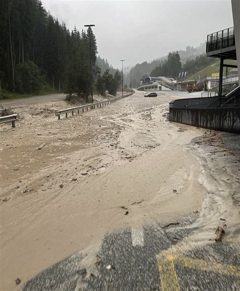 Maltempo Frane Ed Esondazioni Situazione Drammatica In Trentino Alto