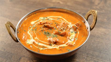 Download Delectable Shot Of Butter Chicken Wallpaper