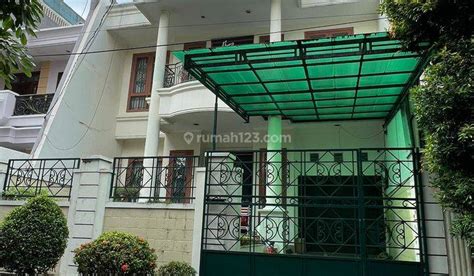 Rumah Dijual Semi Furnished Di Pluit