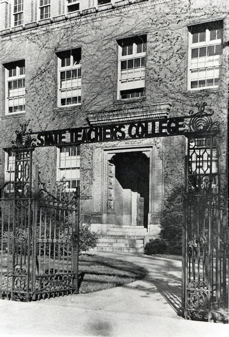 Old Campus – Celebrating 125 Years of Southern Connecticut State University