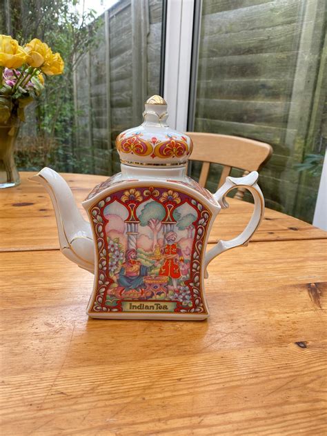 Vintage Rare Sadler Collectible Teapot The World Of Tea Etsy