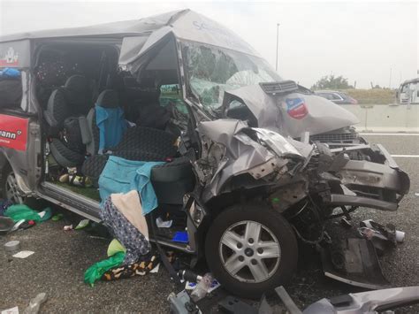 Incidente A Coinvolto Bus Degli Arbitri Di Calcio Tedeschi Tra I