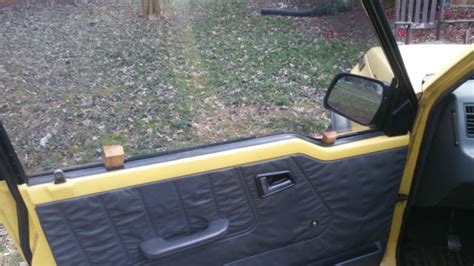 1991 GEO TRACKER CONVERTIBLE - Yellow w/ Gray interior for sale: photos ...