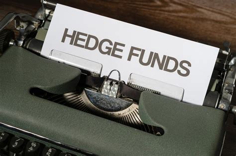 What Is a Hedge Fund and How Do They Work? - Wealth