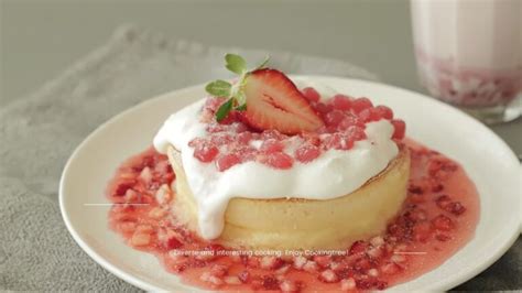 Strawberry Souffle Pancake Recipe