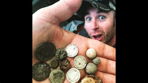 Metal Detecting Amazing Day For Treasure Hunting Coins Relics Youtube