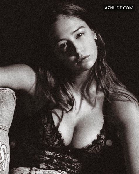 Elsie Hewitt Nude And Sexy Photos Aznude