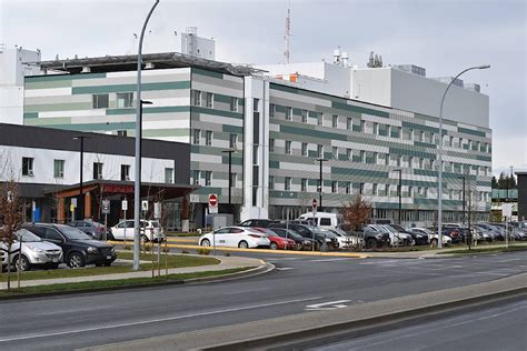 Comox Valley hospital operating above patient capacity - Ladysmith Chemainus Chronicle