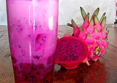 Resep Es Buah Naga Dan Susu Oleh Devi Aini Cookpad