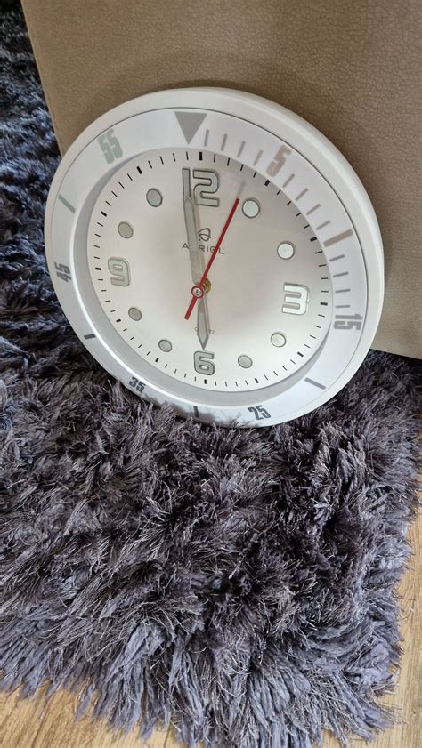 Zegar ścienny biały ikea Dąbrowa Górnicza • OLX.pl