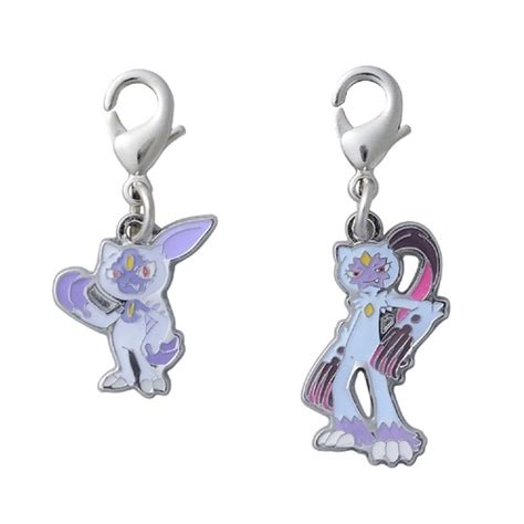 Pokemon Center 2022 Metal Charm H215 903 Hisuian Sneasel Sneasler